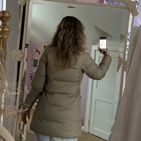 Ralph Lauren Tan Puffer Jacket with belt - Picture 2 of 6